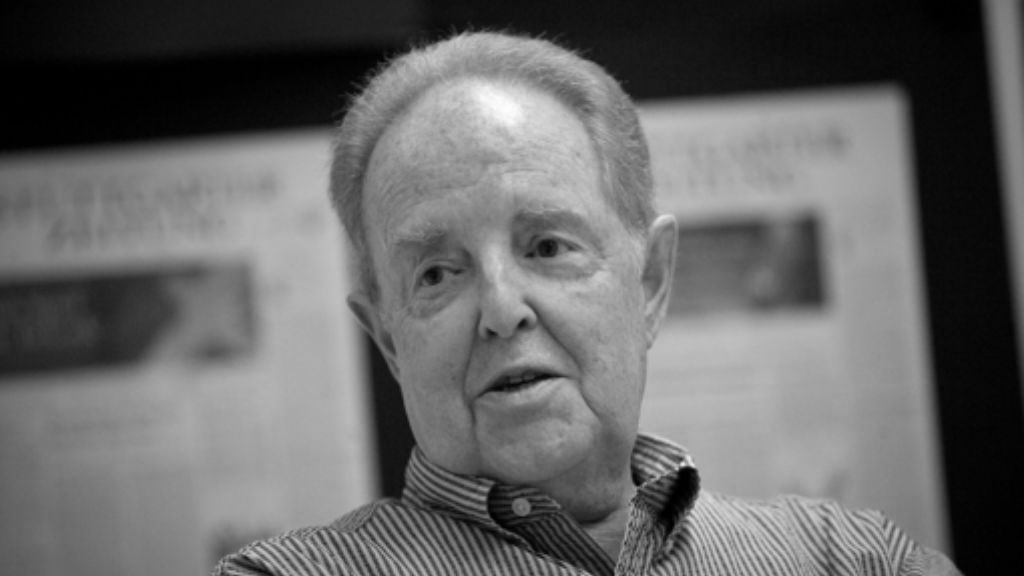 Grandseigneur mit spitzer Feder